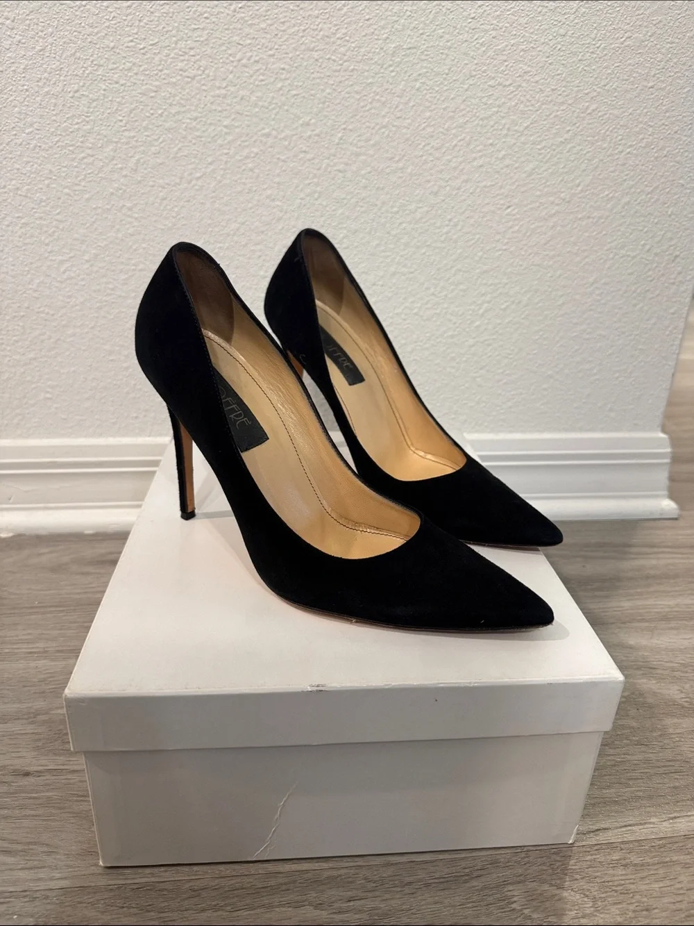 Gioffré elegant black